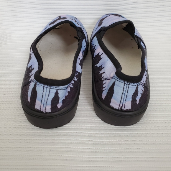 Disney Peter Pan Slip-On Sneakers - Picture 4 of 7